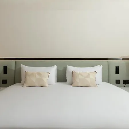 Miramar Gl - Preferred & - Newly Renovated 5*