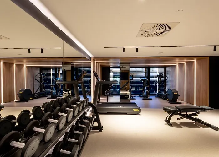 Miramar Gl - Preferred & - Newly Renovated