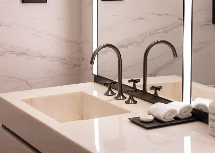 Miramar Gl - Preferred & - Newly Renovated