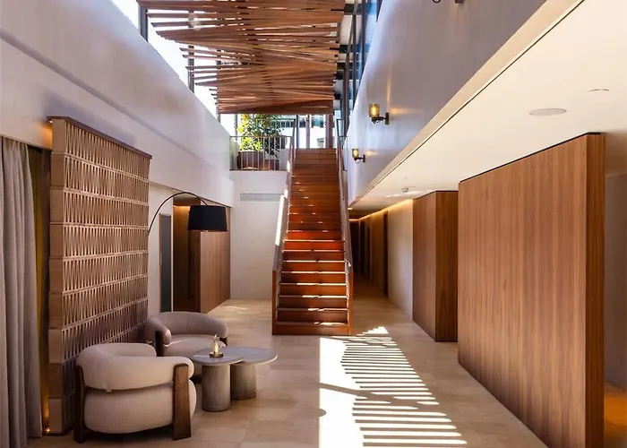 Miramar Gl - Preferred & - Newly Renovated 5*