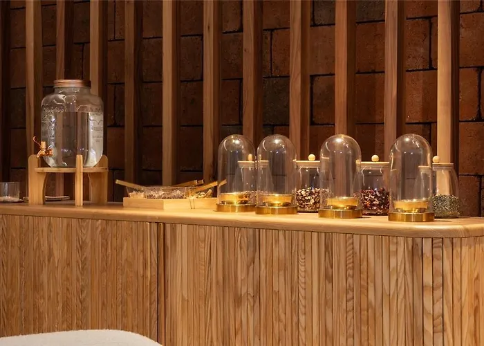 Miramar Gl - Preferred & - Newly Renovated